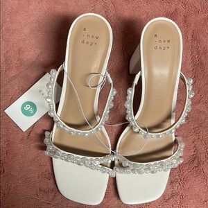A New Day Women's White Pearl Embellished Heels